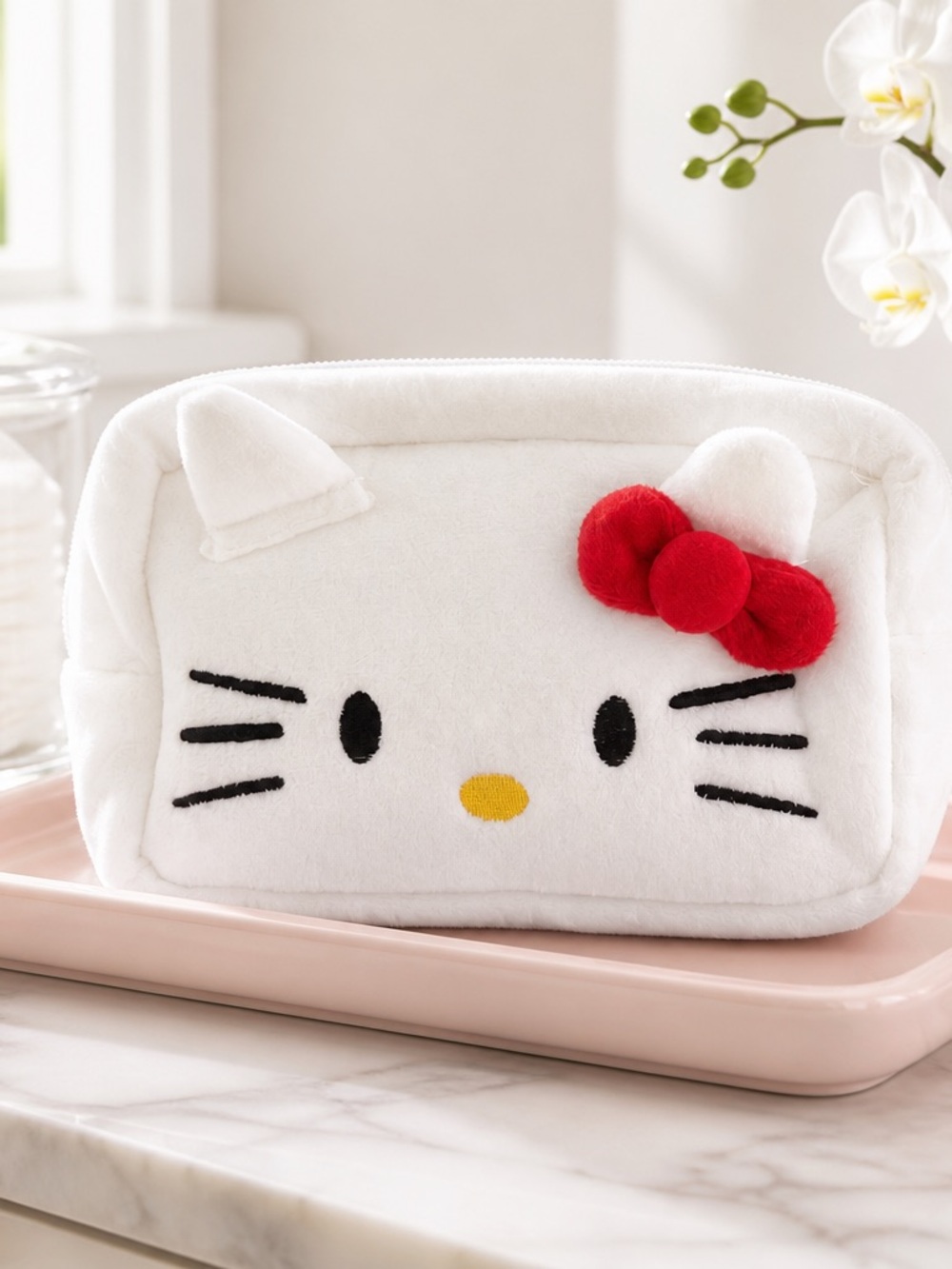 Hello Kitty w/ Red Bow Adorable White Fluffy Zipper Bag